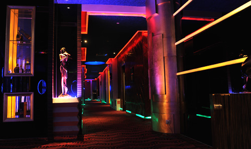 �ݻ��м�����-----��ݸ��Ȫ���ʴ�Ƶ�