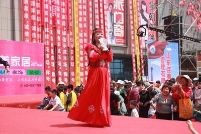 ����˹��������Ҿ�Ⱥ���ݳ���