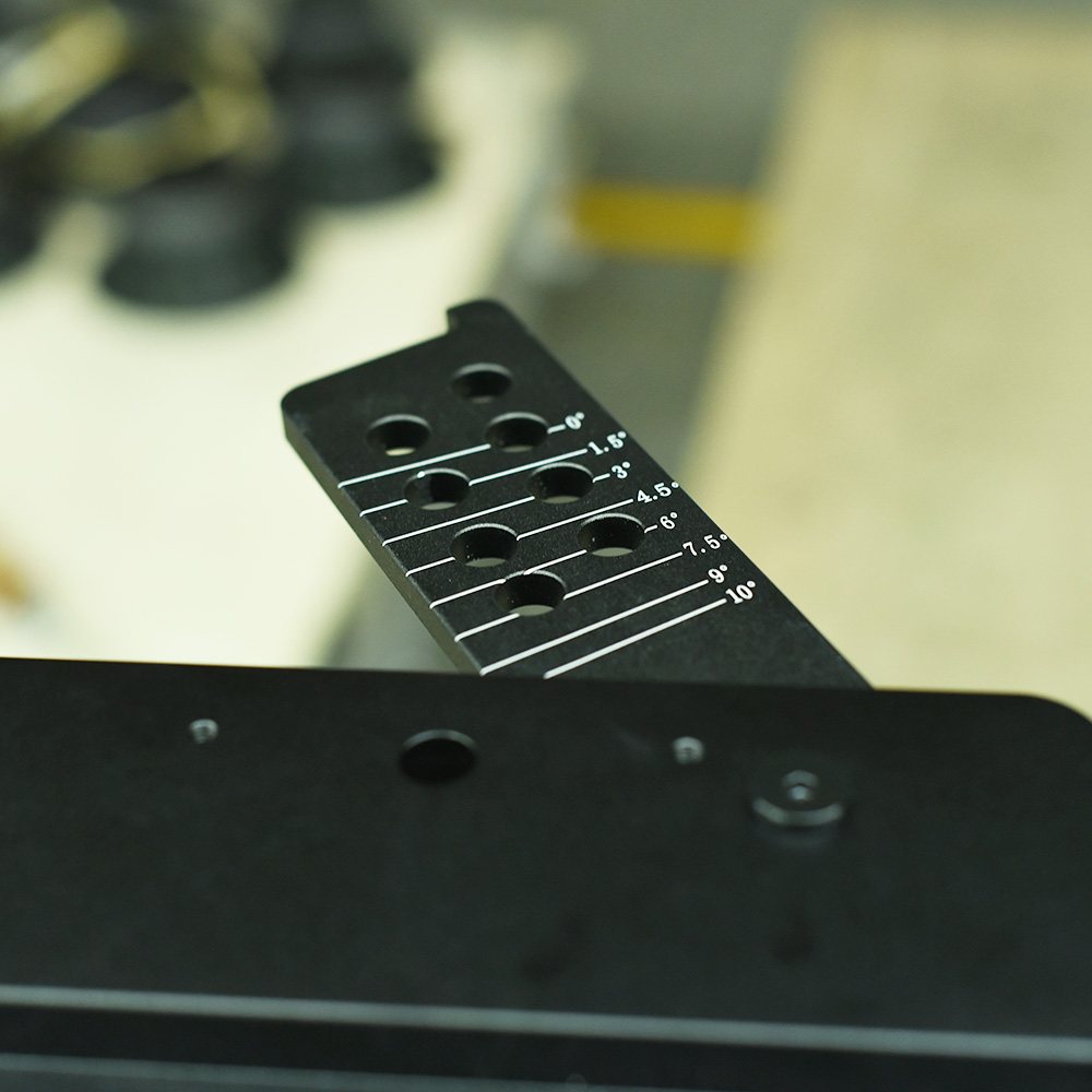 SLA10Ha - SLA10Ha 外置3分频双8英寸全频线性阵列扬声器